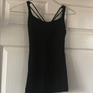 Lululemon tank size 6